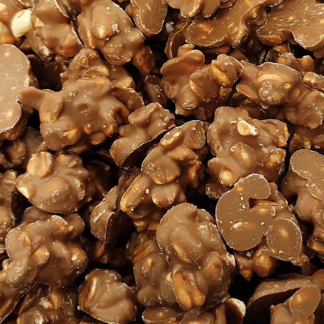 🆕 Milk Chocolate Peanut Cluster 🥜
