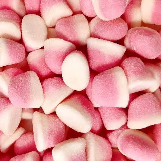 *NEW* Strawberry Dreams ๐
